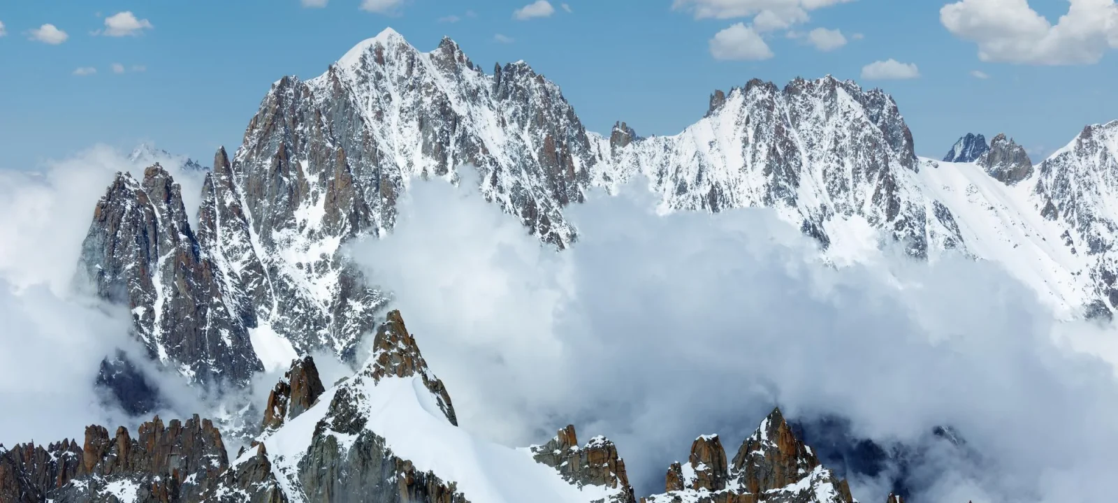 12 godzin na linie w deszczu na 4000 m. Dwoje Polaków uratowano z Dente del Gigante